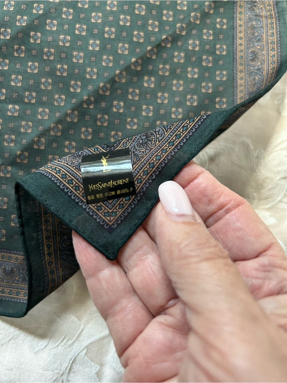Vintage YSL silk pocket square scarf. Green geometric. With COA. 19” x 19” - Picture 3 of 7